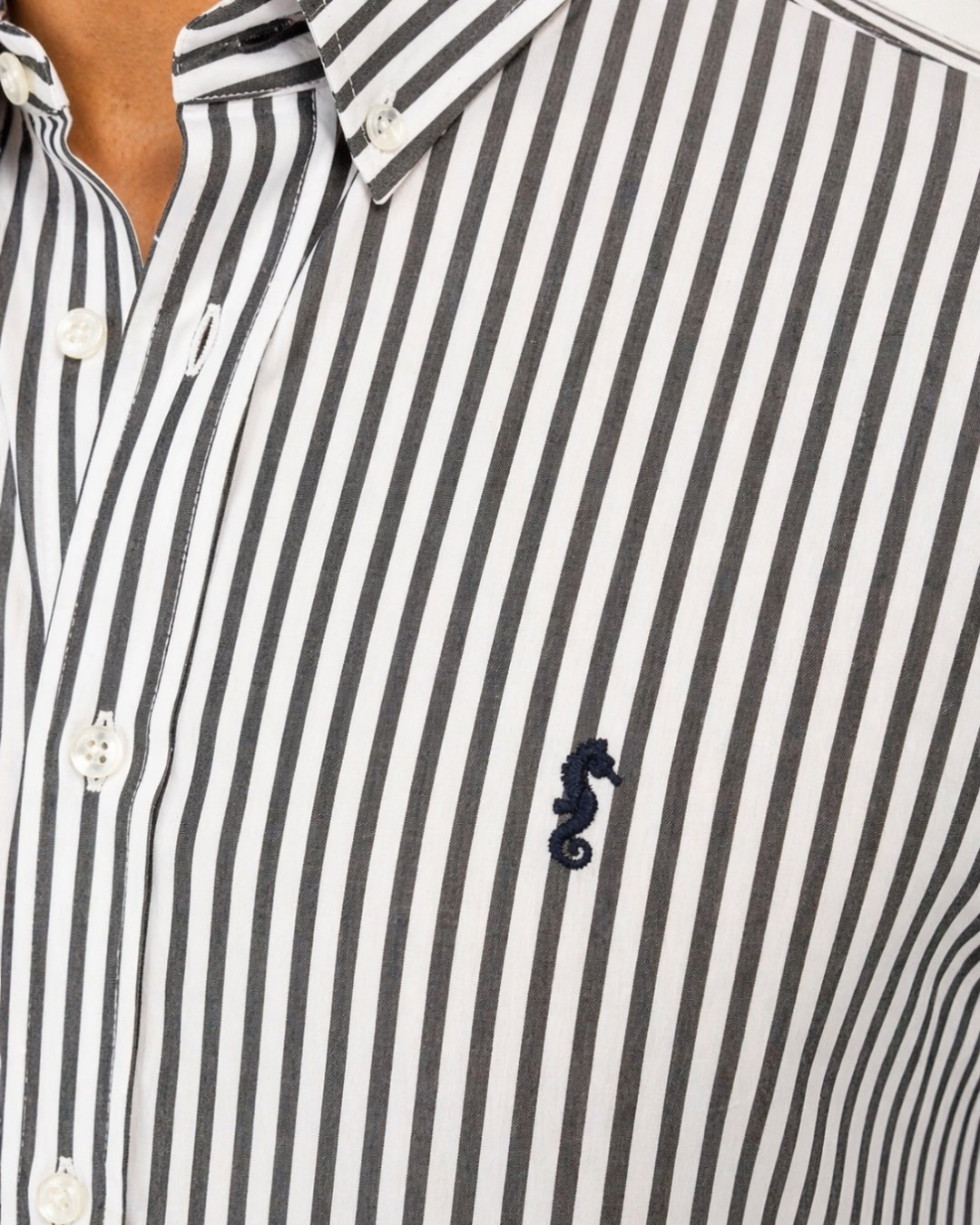 Camisa 100% Algodón Manga Larga Blanca Rayas Grises